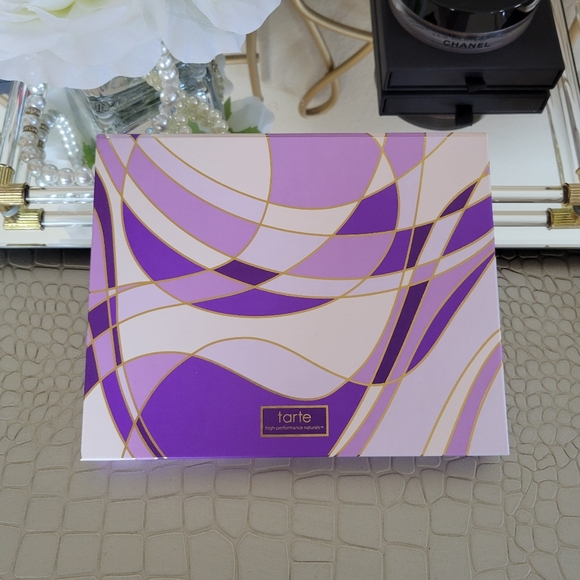 Tarte Amazonian Clay High-Performance Naturals Eyeshadow Palette - Picture 2 of 8
